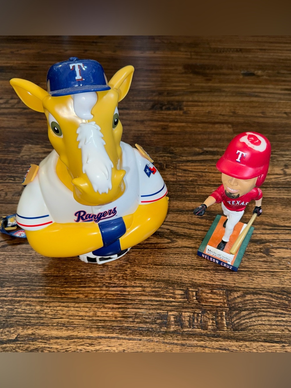 BUNDLE Texas Rangers Captain Mascot Popcorn Bucket & Cruz Bobble Head Exclusive